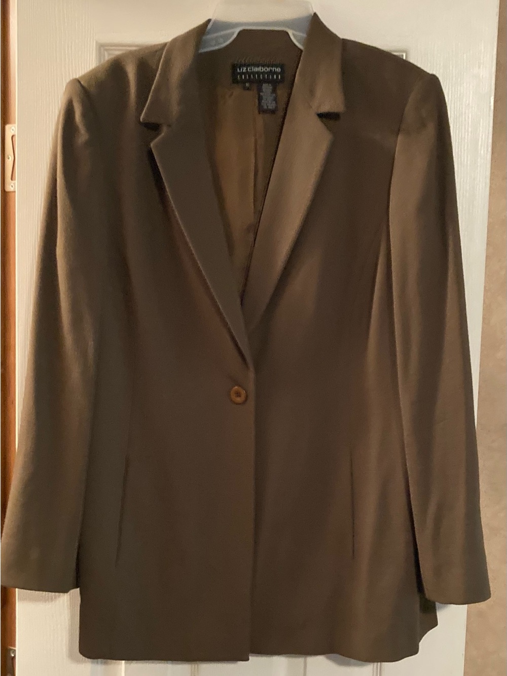 Liz Claiborne olive green  Single-Button Blazer with pockets wool and lined